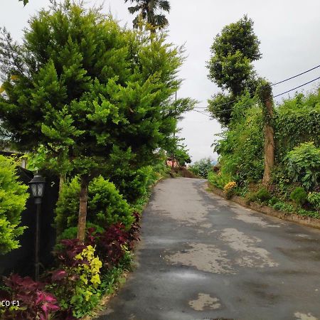 Aapas Residency Hotel Kalimpong Buitenkant foto