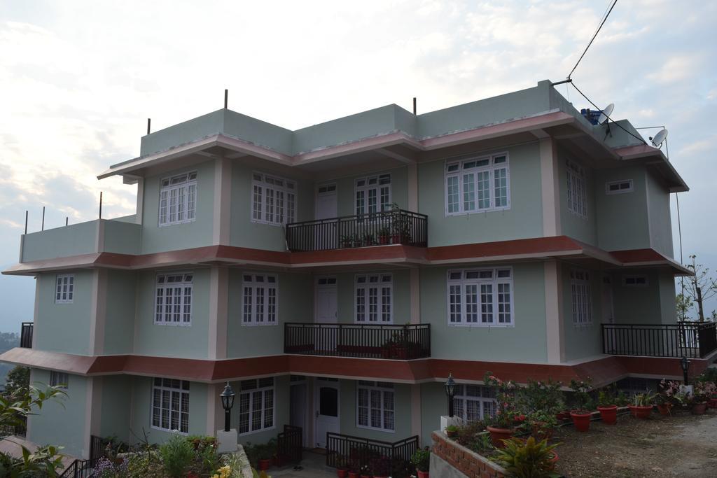 Aapas Residency Hotel Kalimpong Buitenkant foto