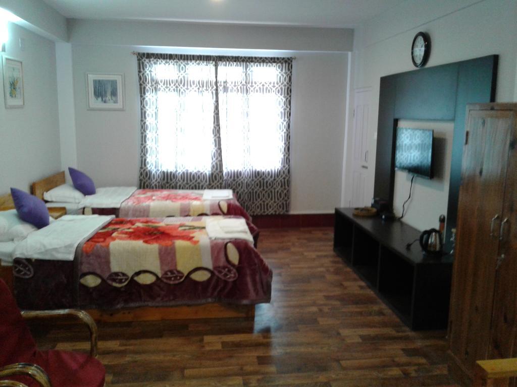 Aapas Residency Hotel Kalimpong Buitenkant foto