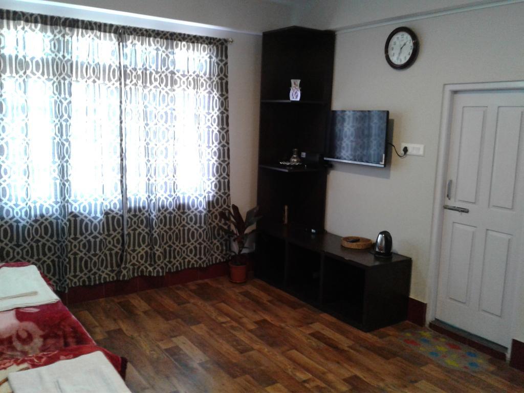 Aapas Residency Hotel Kalimpong Buitenkant foto