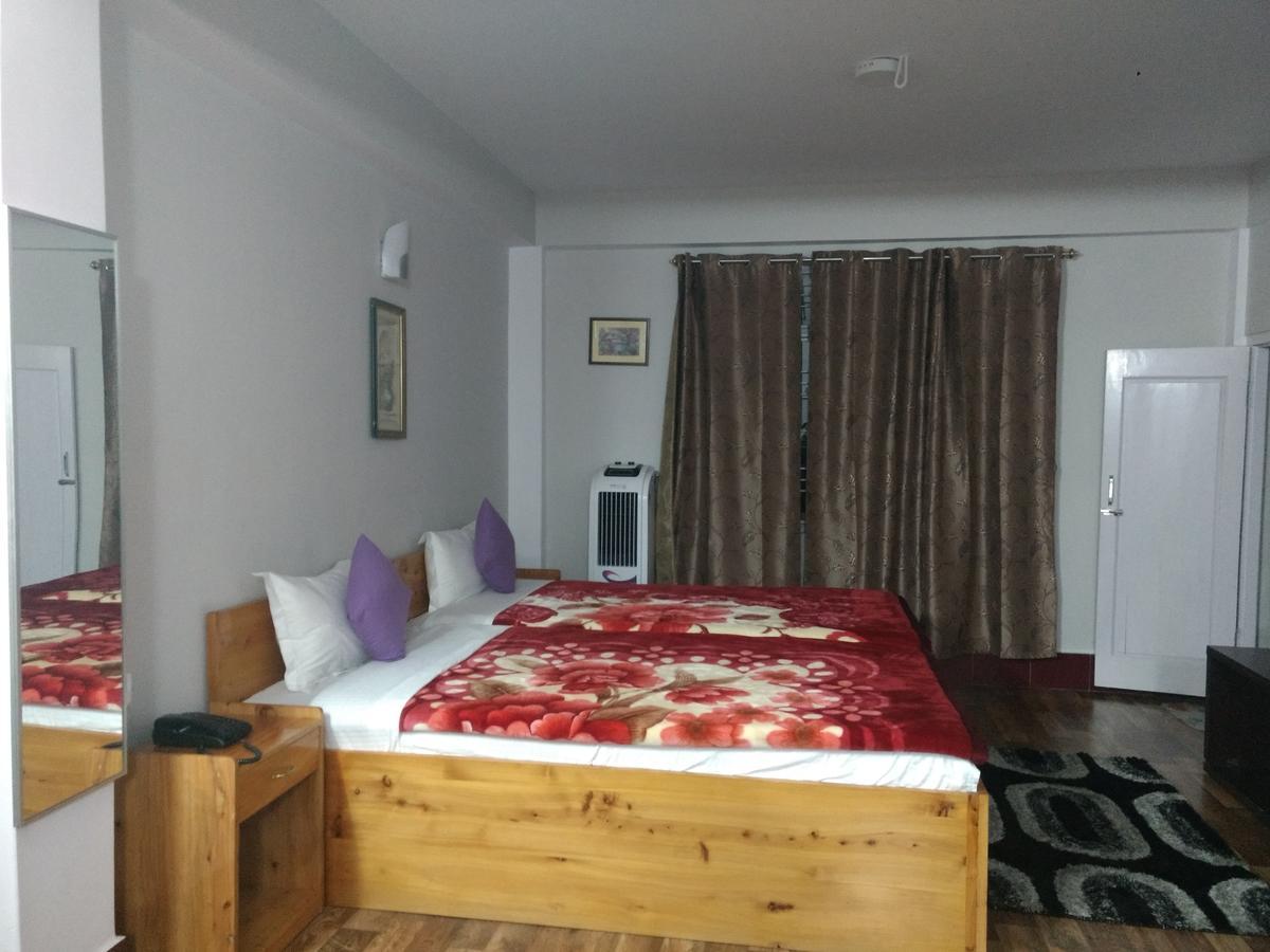 Aapas Residency Hotel Kalimpong Buitenkant foto