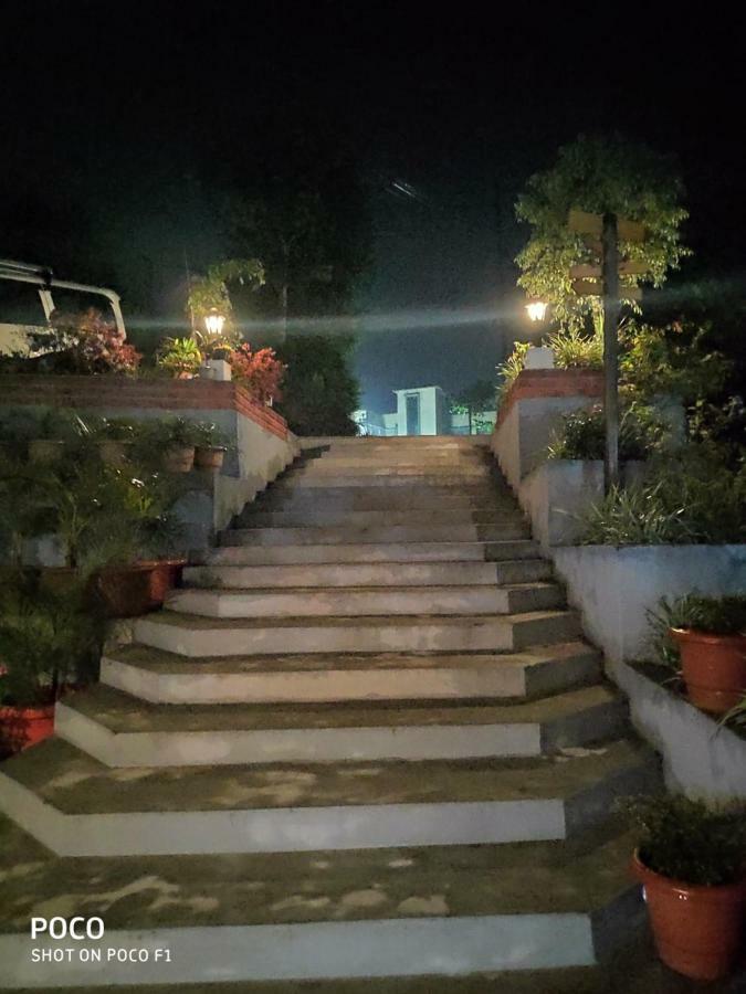 Aapas Residency Hotel Kalimpong Buitenkant foto